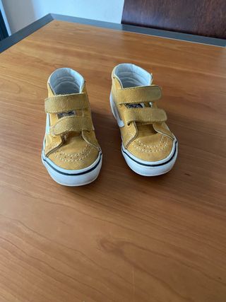 Vans amarillas talla 28 con velcro