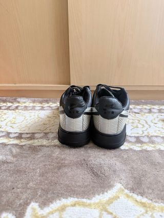 Nike Air Force 1 Talla 45 Negro/Plata