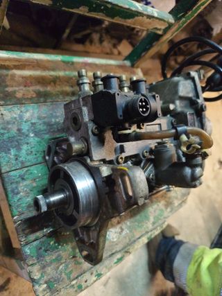 Bomba Inyectora OM606