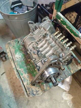 Bomba Inyectora OM606