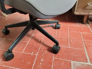 Sillón de oficina ergonómico Forma 5 Solouso 1 mes