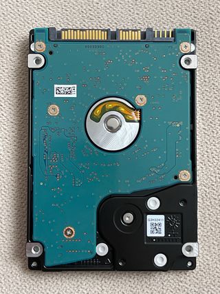 Disco Duro Toshiba 1TB