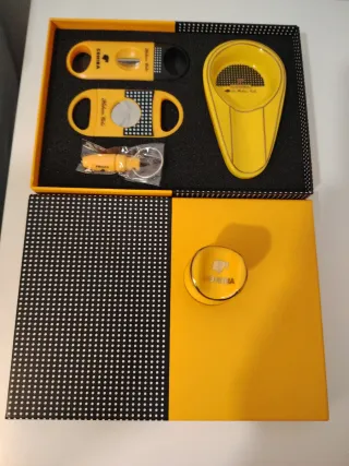 Set Cenicero y Cortapuros Cohiba Amarillo