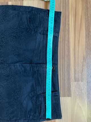 Falda Desigual Negra