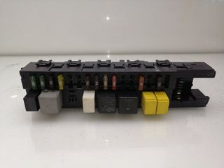 CAJA RELES / FUSIBLES MERCEDES-BENZ CLASE C (W203) BERLINA