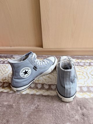 Converse grises altas
