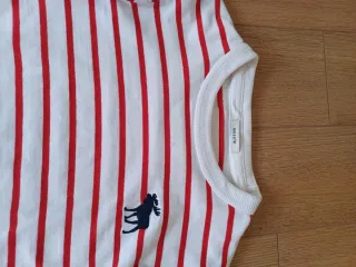 Camiseta Abercrombie Kids Talla S Rayas Rojas