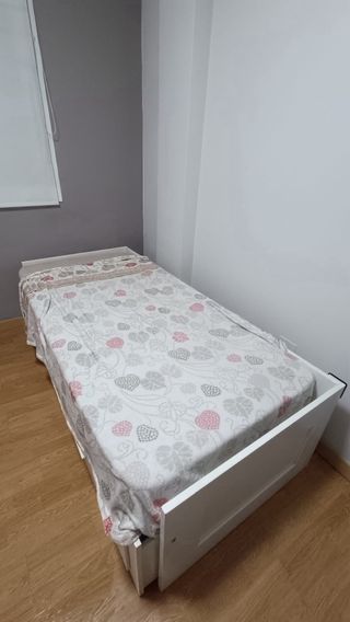 Cama individual con cajones
