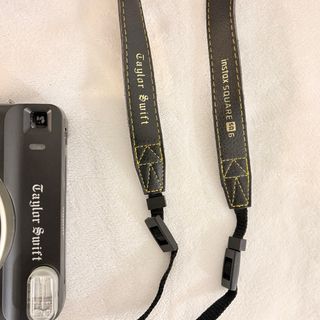 Instax SQ6 Taylor Swift Edición Reputation