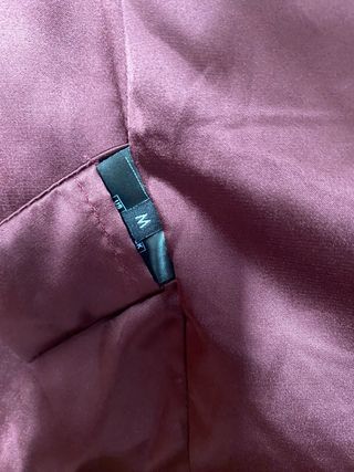 Blazer Guess símil piel Talla M burdeos