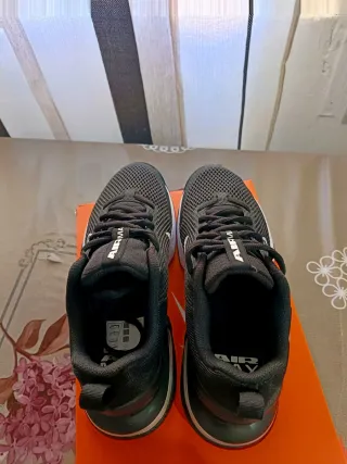 Zapatillas Nike Air Max Negras y Blancas