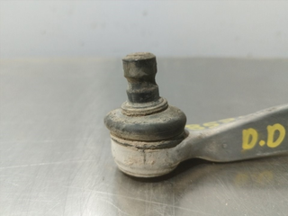BRAZO SUSPENSION INFERIOR DELANTERO DERECHO AUDI