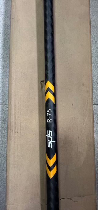 Remo SUP SPS R-75 carbono NUEVO – 168 cm