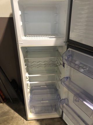 Nevera combi Beko 330L
