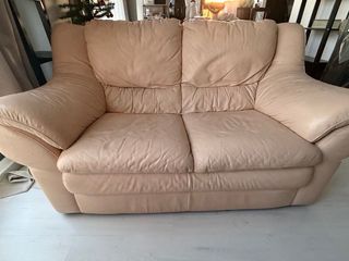 Sofá de piel beige 2 plazas