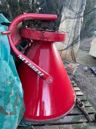 Abonadora Frutales 500kg dos veces usada.