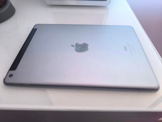 iPad 2018 128GB WiFi+4G Plata