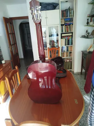 Guitarra Española Clásica marca Almería