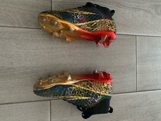 Zapatilla Fútbol Niño Talla 33