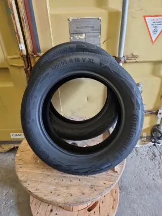 Se vende 2 Neumáticos en perfecto estado