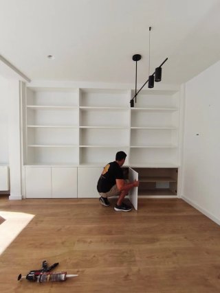 LIBRERÍAS Y MUEBLES A MEDIDA · VALENCIA