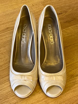 Zapatos de tacón Rosa Clará blanco roto