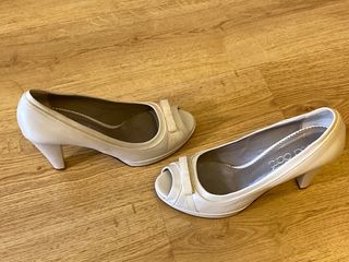 Zapatos de tacón Rosa Clará blanco roto