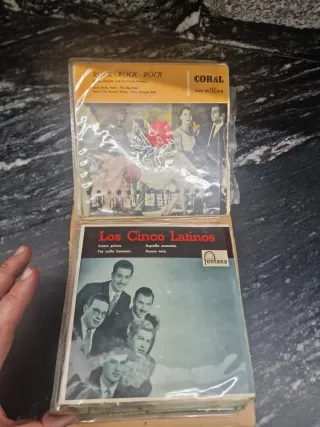 Lote de Discos 20 vinilos 45 rom muy antiguos