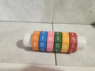 Juego educativo de números y operaciones