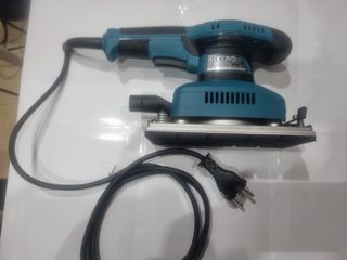 Lijadora Orbital Makita BO3711