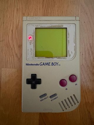 Nintendo Game Boy Blanco + 6 Juegos