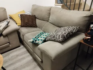 Divani 3 e 2 posti beige