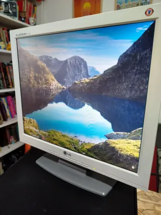 Monitor LG Flatron L1715S Blanco