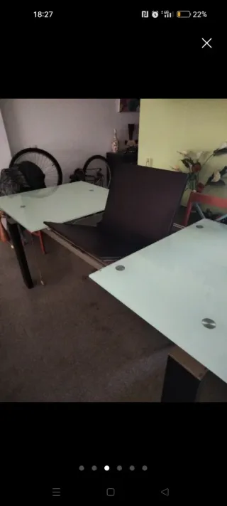 Mesa extensible cristal y metal