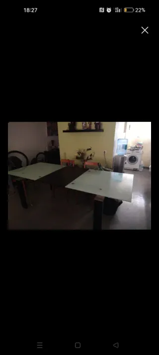 Mesa extensible cristal y metal