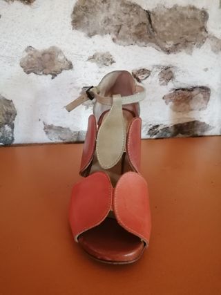 Tacones de cuero Les Femmes de Edo talla 40