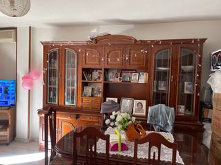 Armario antiguo madera y cristal