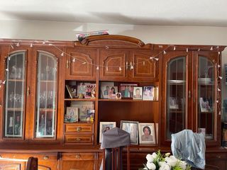 Armario antiguo madera y cristal