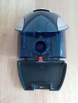 Aspiradora Ufesa sin bolsa 2000W