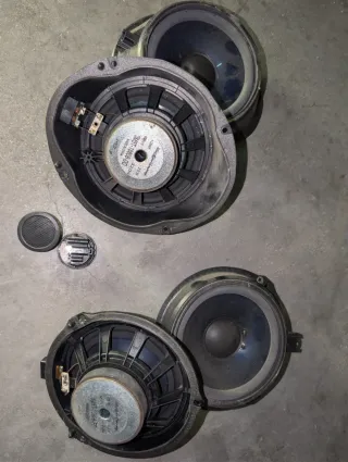 Altavoz Ford Focus MK2 3M5T-18808-FD