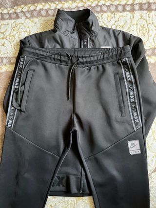 Chaqueta Nike Air Max Negra