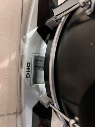 Tambor infantil con cuerdas y correa