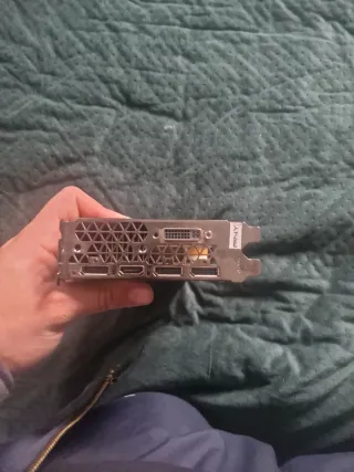 Tarjeta Gráfica PNY GTX 960 2GB GDDR5