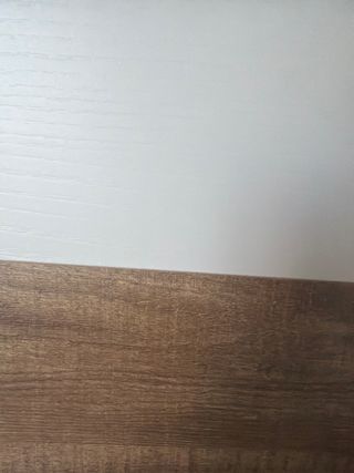 Armadio a porte scorrevoli in legno