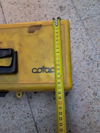 Caja de herramientas Cofac amarilla