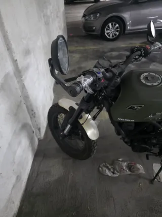 Moto Scrambler 125cc