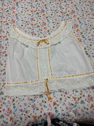 Chambra y pololos fallera dorados