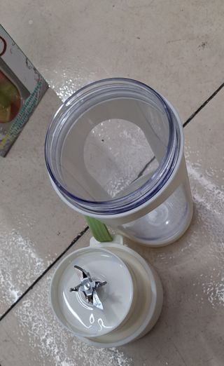 Licuadora Portátil de 40W con Cuchilla de 12 Hojas