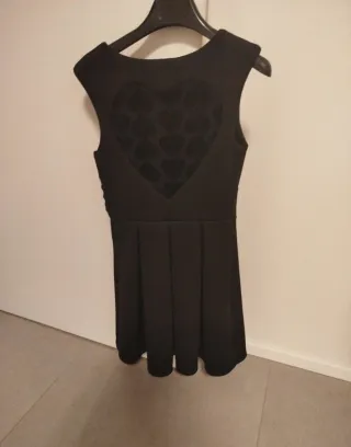 Vestito Rinascimento nero donna schiena cuore