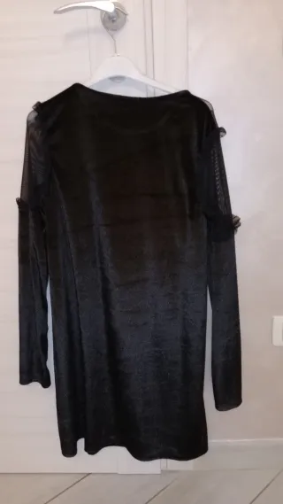 Vestito nero Tezenis con maniche in tulle